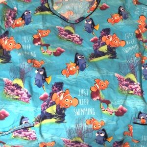 Nemo scrub top